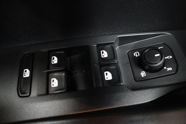 Volkswagen T-Cross 1.0 TSI 85 kW Life DSG Life, AHK, IQ.Light, Kamera, ACC, Side, Winter, 17-Zoll 