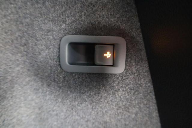 Cupra Ateca Basis 1.5 TSI DSG, AHK, el. Klappe, Navi, Kamera 