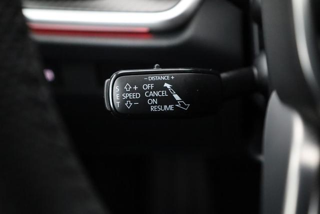 Skoda Enyaq 85 x Sportline 85x Sportline, AHK, Navi, Matrix, Side, Winter, 20 Zoll 