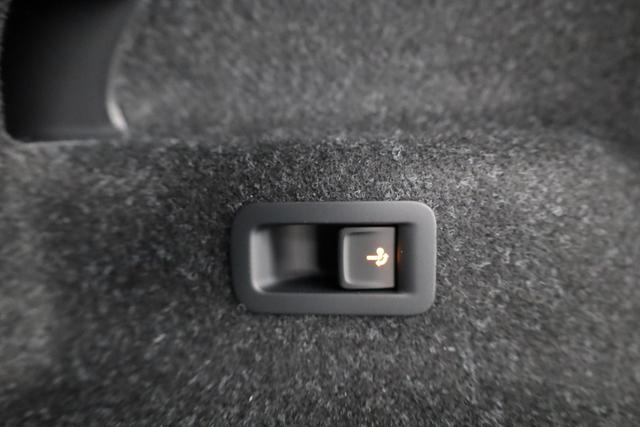 Skoda Enyaq 85 x Sportline 85x Sportline, AHK, Navi, Matrix, Side, Winter, 20 Zoll 