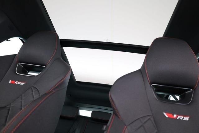 Skoda Octavia Combi RS 2.0 TSI DSG, Sonderlackierung, AHK, Pano,19 Zoll, Canton, el. Klappe, Navi, Matrix, sofort 