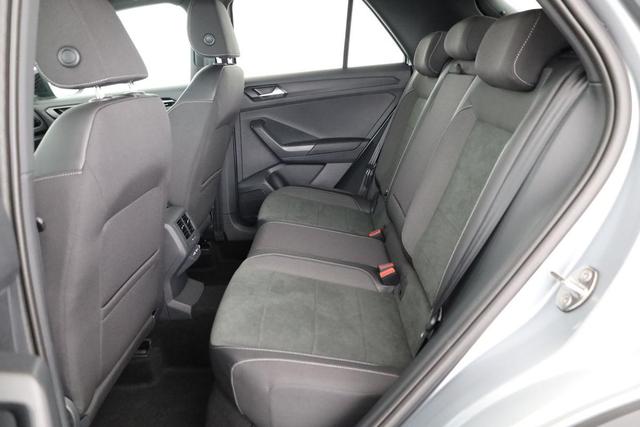 Volkswagen T-Roc Style 1.5 TSI DSG Black Style, AHK, IQ.Light, 19-Zoll, easyOpen, Navi 