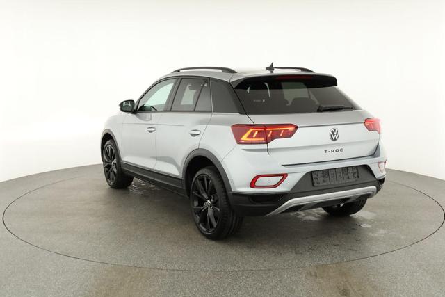 Volkswagen T-Roc Style 1.5 TSI DSG Black Style, AHK, IQ.Light, 19-Zoll, easyOpen, Navi 