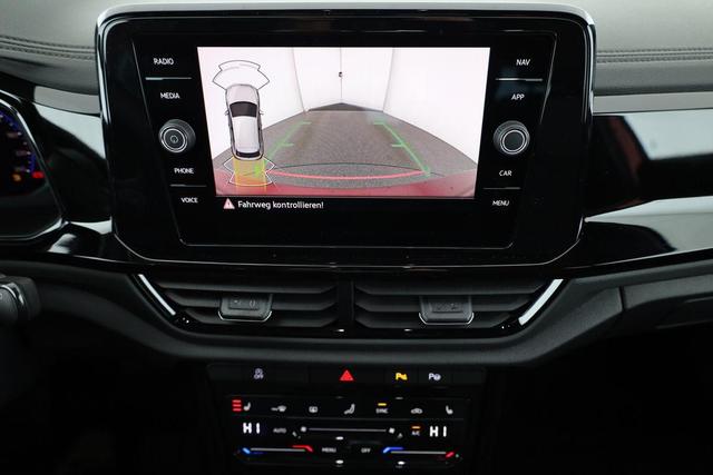 Volkswagen T-Roc Style 1.5 TSI DSG Black Style, AHK, IQ.Light, 19-Zoll, easyOpen, Navi 