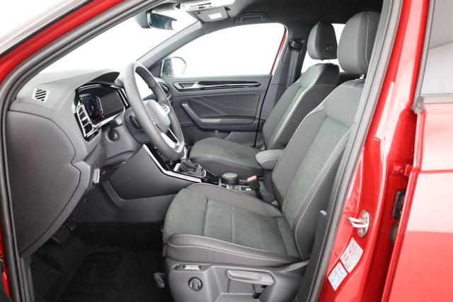 Volkswagen T-Roc Style 1.5 TSI DSG Black Style, AHK, IQ.Light, 19-Zoll, easyOpen, Navi 