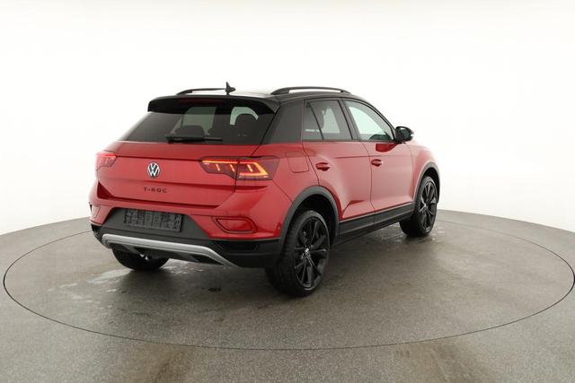 Volkswagen T-Roc Style 1.5 TSI DSG Black Style, AHK, IQ.Light, 19-Zoll, easyOpen, Navi 