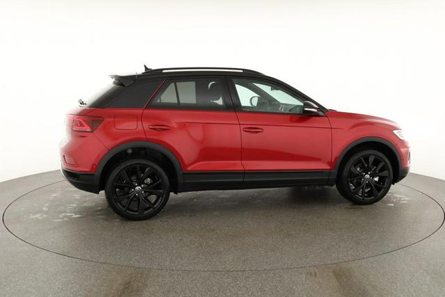 Volkswagen T-Roc Style 1.5 TSI DSG Black Style, AHK, IQ.Light, 19-Zoll, easyOpen, Navi 