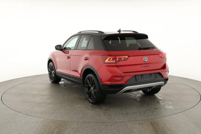 Volkswagen T-Roc Style 1.5 TSI DSG Black Style, AHK, IQ.Light, 19-Zoll, easyOpen, Navi 