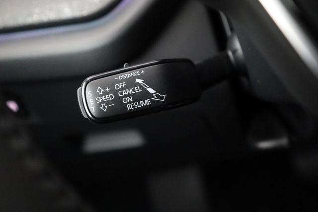 Skoda Octavia Combi 2.0 TDI 110 kW Selection DSG Selection, Navi, Pano, AHK, Teilleder, 5-J Garantie 