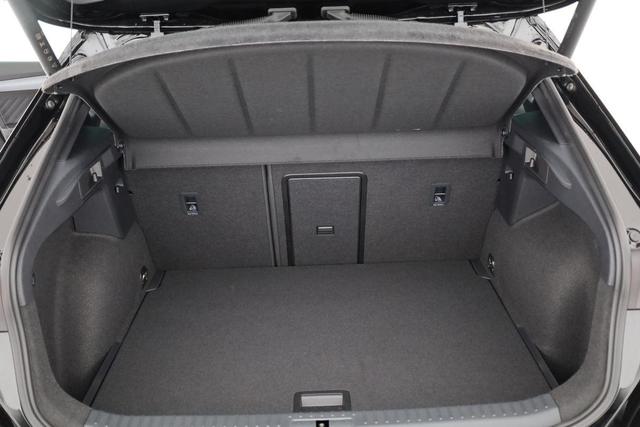 Cupra Formentor 1.5 eTSI 110 kW DSG, AHK, Navi, 19-Zoll, Winterpaket 