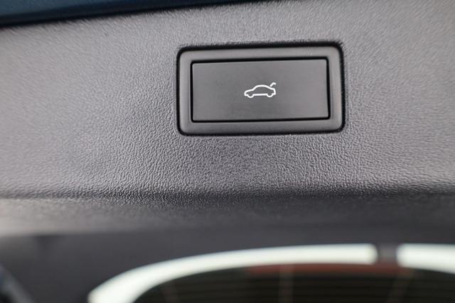 Volkswagen Tiguan 1.5 eTSI 110 kW Life DSG Life, Navi, easyOpen, Kamera, 5-J Garantie 