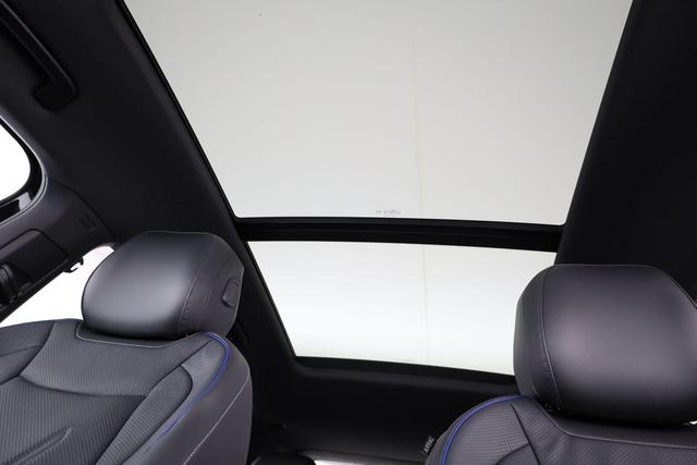 Volkswagen Tiguan 2.0 TDI 142 kW 4Motion R-Line DSG 4M Black, Leder, Pano, 20-Zoll, IQ.Light, Harman, HuD 