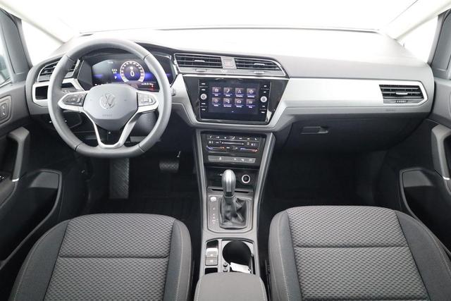 Volkswagen Touran Comfortline BMT/Start-Stopp 1.5 TSI DSG Comfortline, 7-Sitzer, AHK, Navi, Kamera, Side, Winter, 4-J. Garantie 