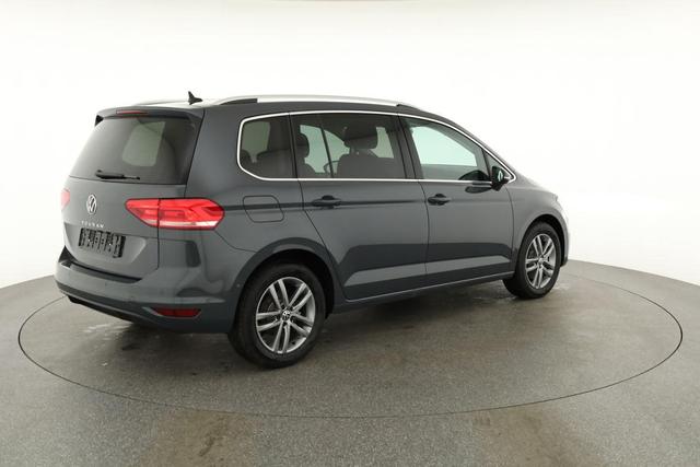 Volkswagen Touran Comfortline BMT/Start-Stopp 1.5 TSI DSG Comfortline, 7-Sitzer, AHK, Navi, Kamera, Side, Winter, 4-J. Garantie 