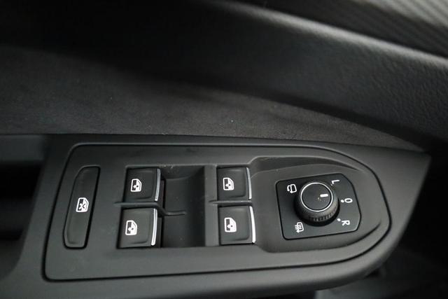 Volkswagen Golf 1.5 TSI eHybrid 150 kW Edition 50 VIII Style, AHK, Navi, Kamera, Side, LED-Plus 