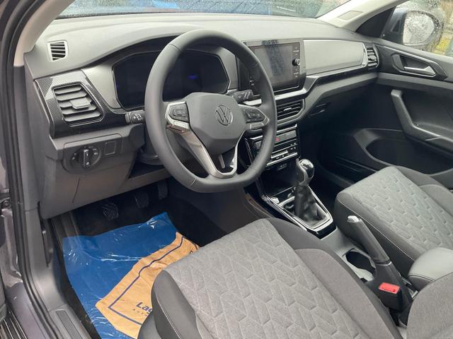 Volkswagen T-Cross - 1.0 TSI 85 kW Life Life, AHK, IQ.Light, Kamera, ACC, Side. Winter, 17-Zoll