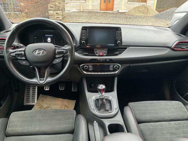 Hyundai i30 FastbackN N Performance Fastback 2.0 T-GDI, LED, Pano, Navi, Kamera, Winter 