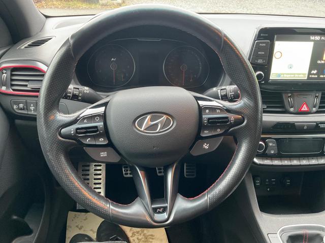 Hyundai i30 FastbackN N Performance Fastback 2.0 T-GDI, LED, Pano, Navi, Kamera, Winter 