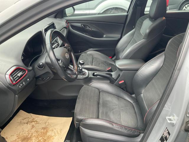 Hyundai i30 FastbackN N Performance Fastback 2.0 T-GDI, LED, Pano, Navi, Kamera, Winter 