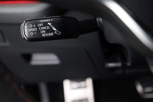 Skoda Octavia Combi RS 2.0 TSI DSG, Sonderlackierung, AHK, 19 Zoll, Canton, el. Klappe, Navi, Matrix, sofort 