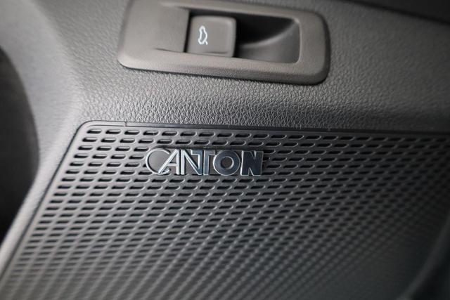 Skoda Octavia Combi RS 2.0 TSI DSG, Sonderlackierung, AHK, 19 Zoll, Canton, el. Klappe, Navi, Matrix, sofort 