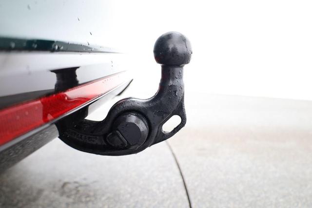 Skoda Octavia Combi RS 2.0 TSI DSG, Sonderlackierung, AHK, 19 Zoll, Canton, el. Klappe, Navi, Matrix, sofort 