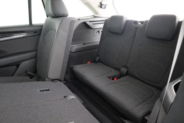 Skoda Kodiaq 2.0 TDI 142 kW 4x4 Selection DSG Selection, 7-Sitzer, AHK, Navi, Side, Kamera, Winter, 19-Zoll 