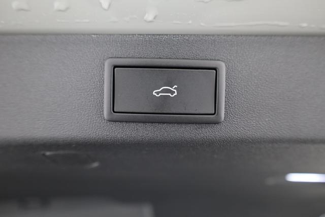 Skoda Kodiaq 2.0 TDI 142 kW 4x4 Selection DSG Selection, 7-Sitzer, AHK, Navi, Side, Kamera, Winter, 19-Zoll 