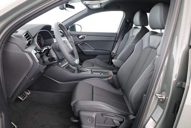 Audi Q3 Sportback 45 TFSI quattro S line qu S-LINE, AHK, 19-Zoll, Optik schwarz, Navi, Kamera, el. Klappe 