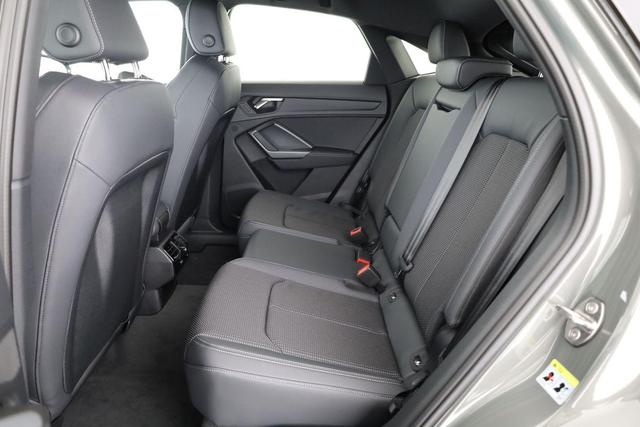 Audi Q3 Sportback 45 TFSI quattro S line qu S-LINE, AHK, 19-Zoll, Optik schwarz, Navi, Kamera, el. Klappe 