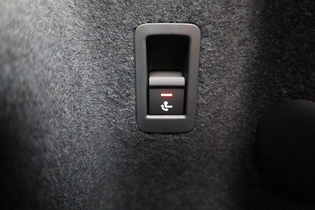 Audi Q3 Sportback 45 TFSI quattro S line qu S-LINE, AHK, 19-Zoll, Optik schwarz, Navi, Kamera, el. Klappe 