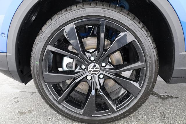 Volkswagen T-Roc Style 1.5 TSI DSG Black Style, AHK, IQ.Light, 19-Zoll, easyOpen, Navi 