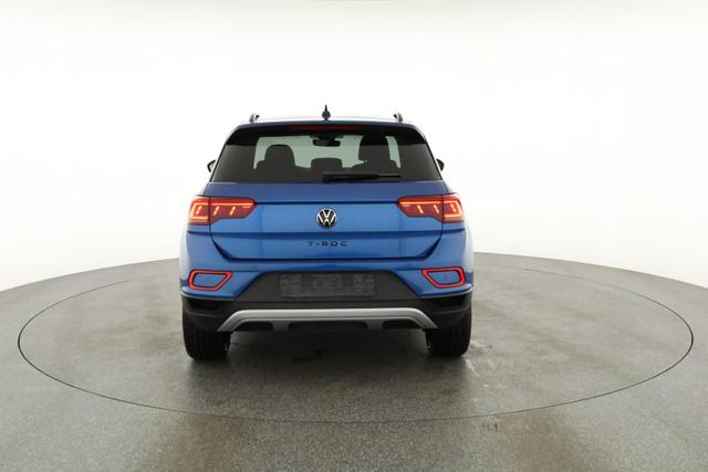 Volkswagen T-Roc Style 1.5 TSI DSG Black Style, AHK, IQ.Light, 19-Zoll, easyOpen, Navi 