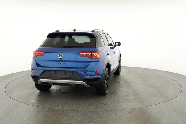 Volkswagen T-Roc Style 1.5 TSI DSG Black Style, AHK, IQ.Light, 19-Zoll, easyOpen, Navi 