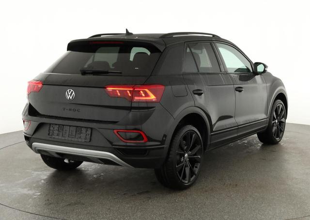 Volkswagen T-Roc Style 1.5 TSI DSG Black Style, AHK, IQ.Light, 19-Zoll, easyOpen, Navi 