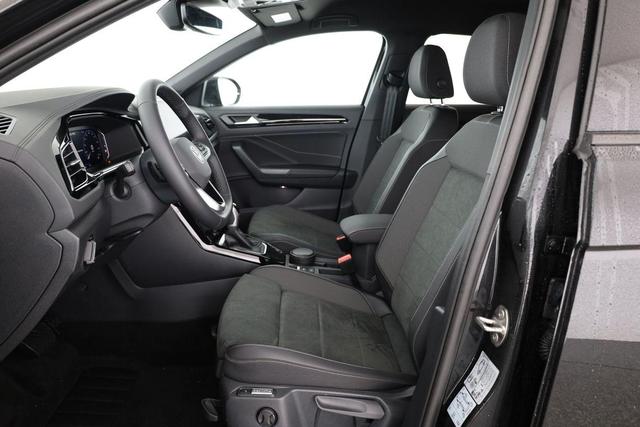 Volkswagen T-Roc Style 1.5 TSI DSG Black Style, AHK, IQ.Light, 19-Zoll, easyOpen, Navi 