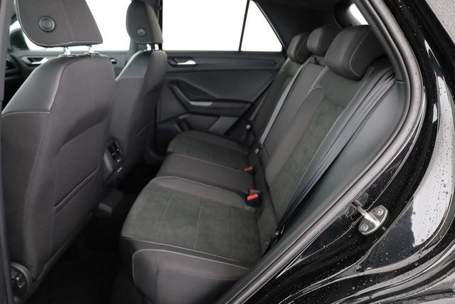 Volkswagen T-Roc Style 1.5 TSI DSG Black Style, AHK, IQ.Light, 19-Zoll, easyOpen, Navi 