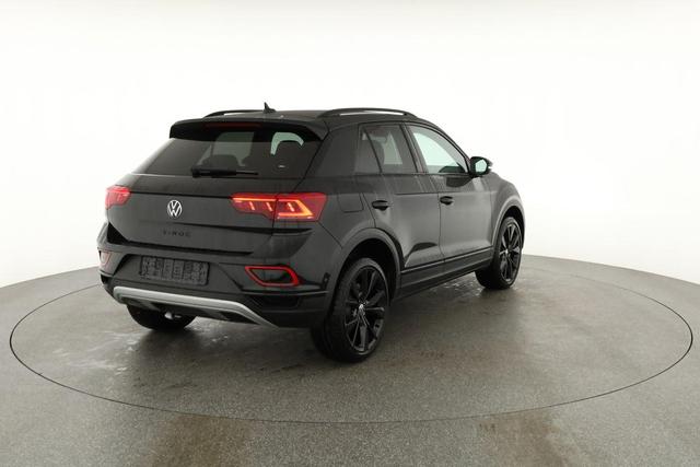 Volkswagen T-Roc Style 1.5 TSI DSG Black Style, AHK, IQ.Light, 19-Zoll, easyOpen, Navi 
