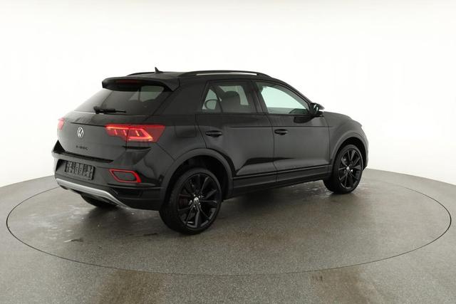 Volkswagen T-Roc Style 1.5 TSI DSG Black Style, AHK, IQ.Light, 19-Zoll, easyOpen, Navi 