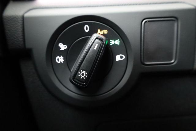 Volkswagen T-Cross 1.5 TSI 110 kW R-Line DSG R-Line, AHK, IQ.Light, Navi, Side, Kamera, Winter, 18-Zoll 