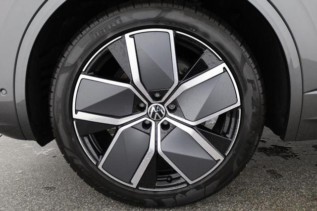 Volkswagen Touareg 3.0 TDI 210 kW 4Motion R-Line V6 Black, AHK, HuD, Luft, Standheizung 