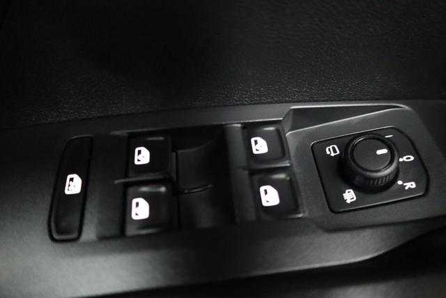 Volkswagen T-Cross 1.5 TSI 110 kW Life DSG Life, AHK, IQ.Light, ACC, Side, Kamera, 17-Zoll, Winterpaket 