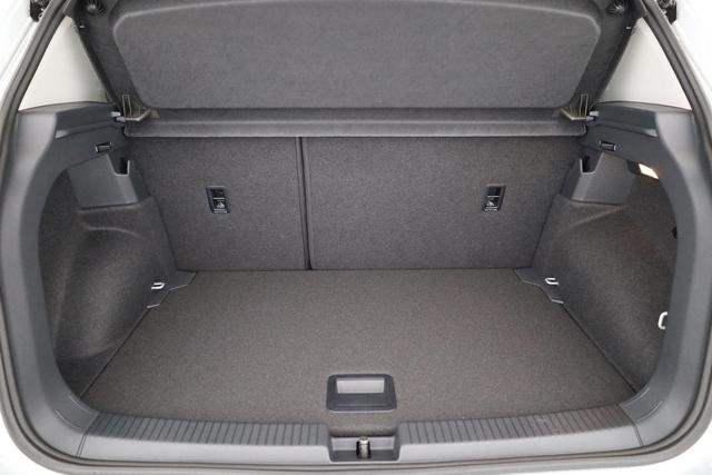 Volkswagen T-Cross 1.5 TSI 110 kW Life DSG Life, AHK, IQ.Light, ACC, Side, Kamera, 17-Zoll, Winterpaket 