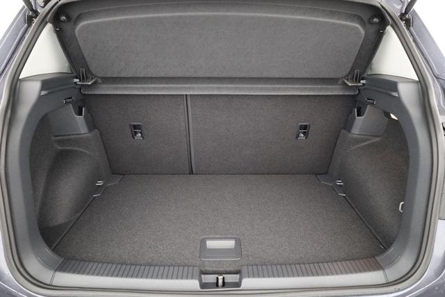 Volkswagen T-Cross 1.0 TSI 85 kW Life Life, AHK, IQ.Light, Kamera, ACC, Side. Winter, 17-Zoll 