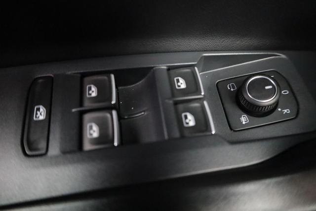 Volkswagen T-Cross 1.5 TSI 110 kW R-Line DSG R-Line, IQ.Light, Navi, Side, Kamera, Winter, 18-Zoll 