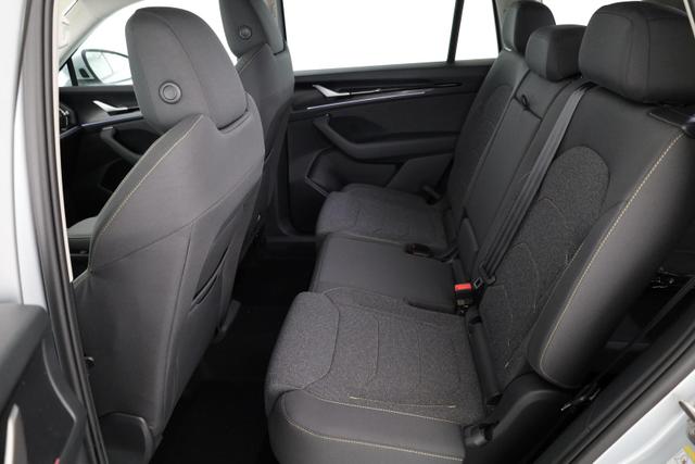 Skoda Kodiaq 2.0 TDI 142 kW 4x4 Selection DSG Selection, 7-Sitzer, AHK, Navi, Side, Kamera, Winter, 19-Zoll 
