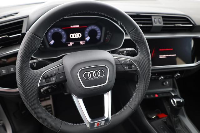 Audi Q3 Sportback 45 TFSI quattro S line qu S-LINE, AHK, 19-Zoll, Optik schwarz, Navi, Kamera, el. Klappe 