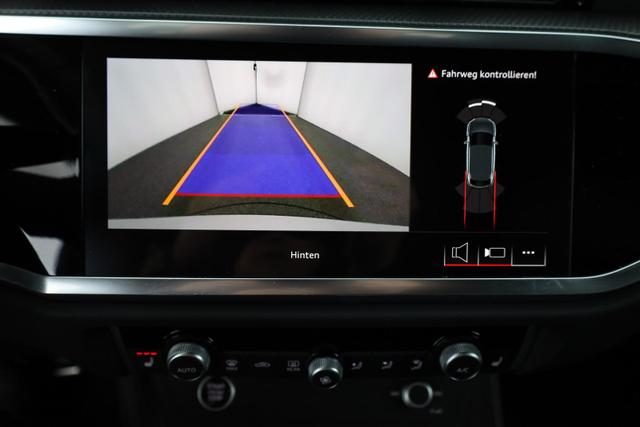 Audi Q3 Sportback 45 TFSI quattro S line qu S-LINE, AHK, 19-Zoll, Optik schwarz, Navi, Kamera, el. Klappe 