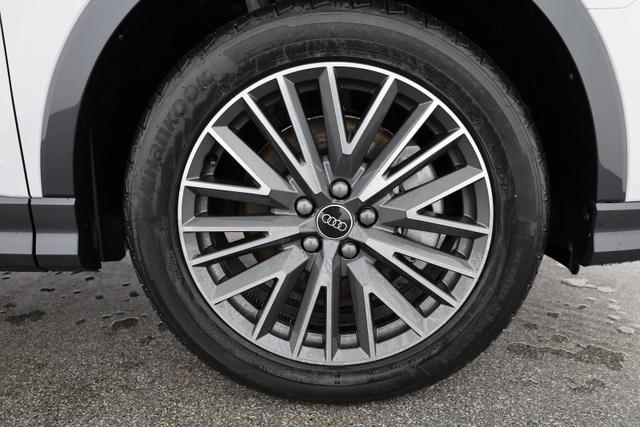 Audi Q3 Sportback 45 TFSI quattro S line qu S-LINE, AHK, 19-Zoll, Optik schwarz, Navi, Kamera, el. Klappe 