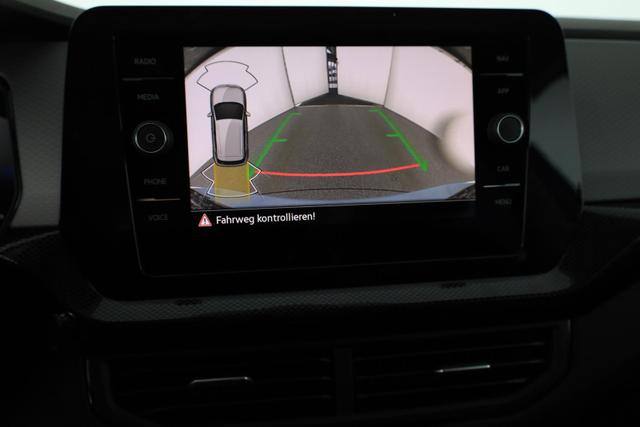 Volkswagen T-Cross 1.0 TSI 85 kW Life DSG Life, LED, Kamera, ACC, Side, Winter, 17-Zoll, 3-J. Garantie 